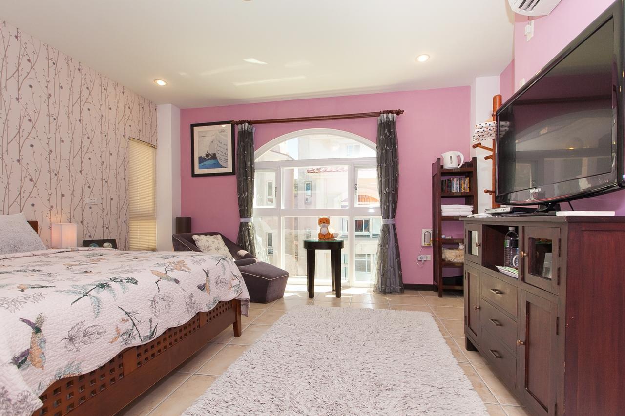 White Cotton Candy Homestay Hualien Kültér fotó