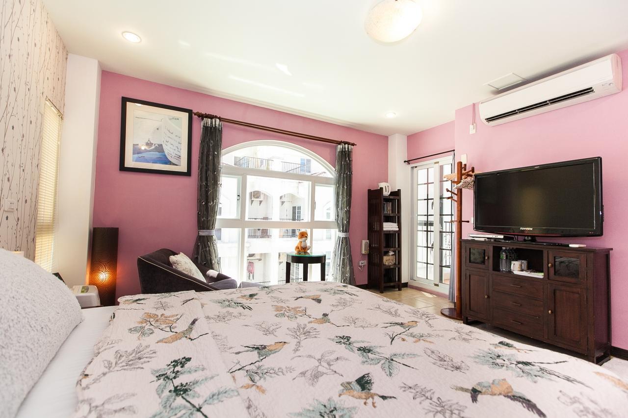 White Cotton Candy Homestay Hualien Kültér fotó