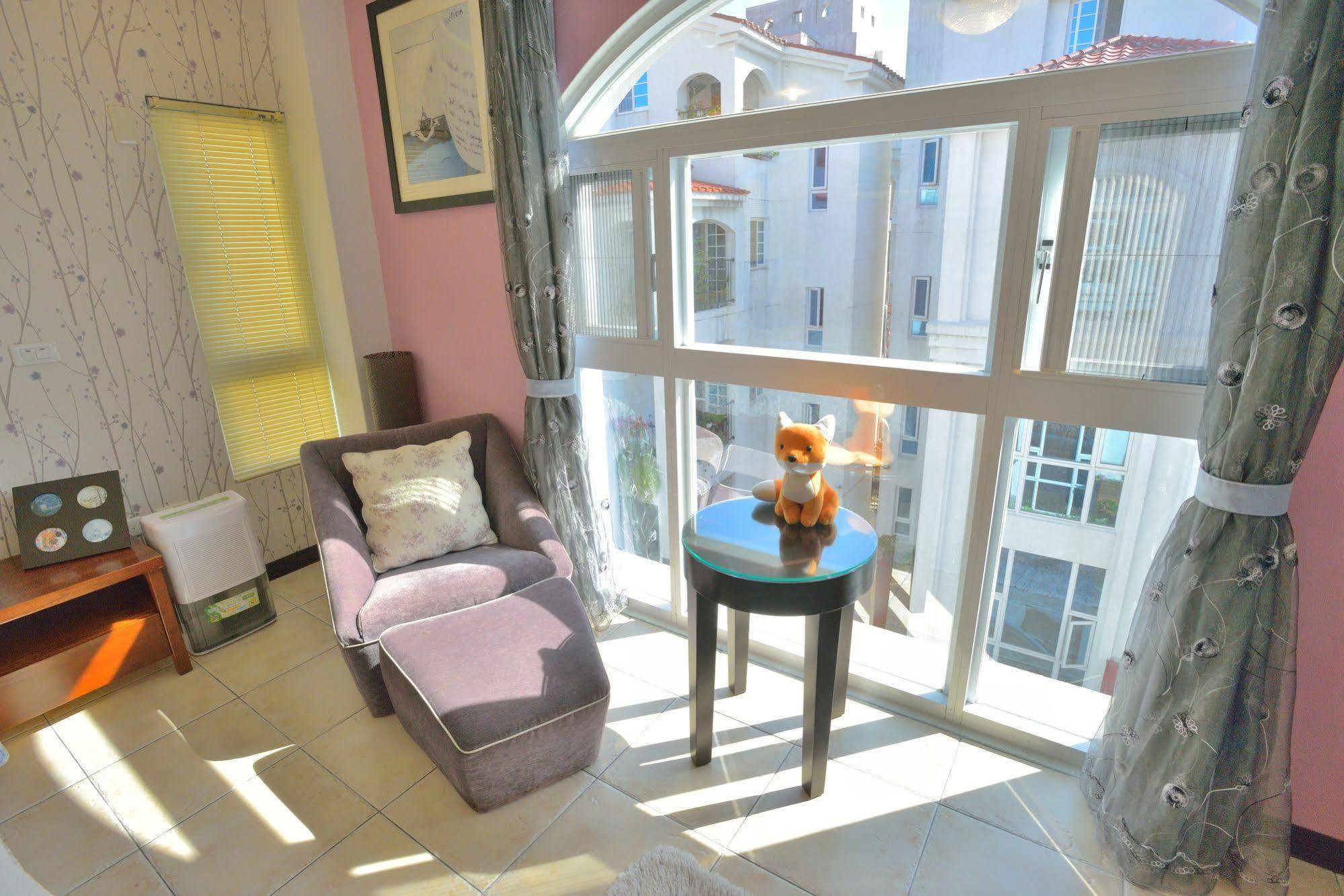 White Cotton Candy Homestay Hualien Kültér fotó